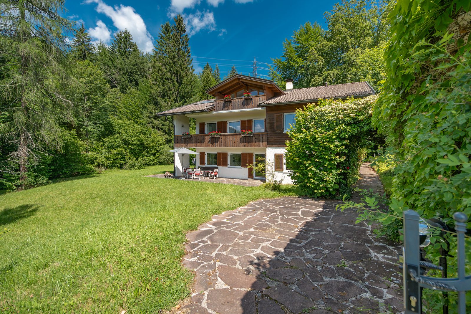 Ferienhaus am Walchensee mit Garten